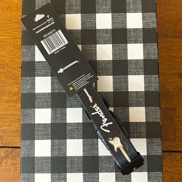 LARGE-PERRI’S PET PRODUCTS DOG COLLARS FENDER GUITARS ADJUSTABLE - Picture 7 of 9